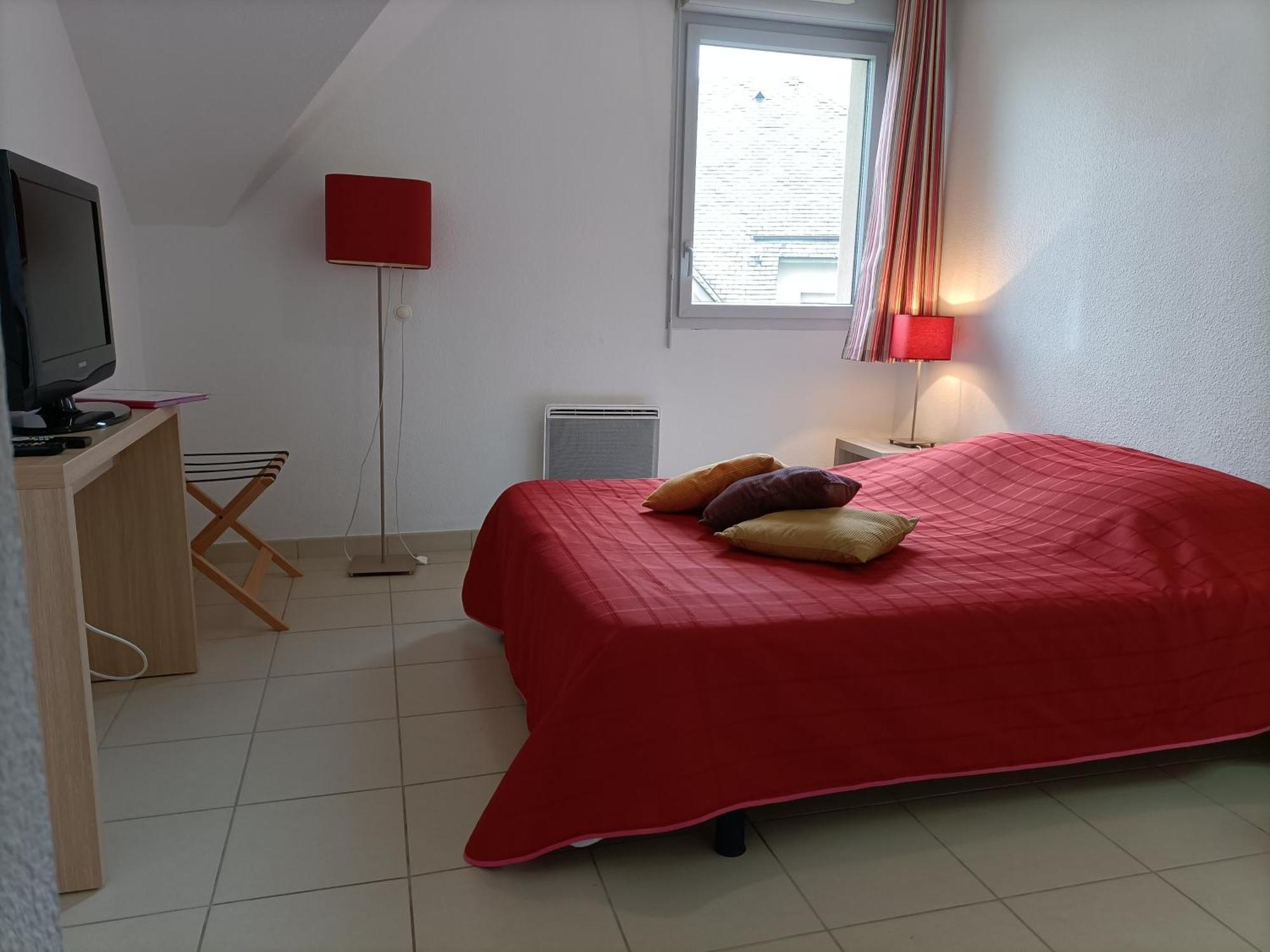 Residence De La Source By Euclenima Salies-de-Bearn Room photo